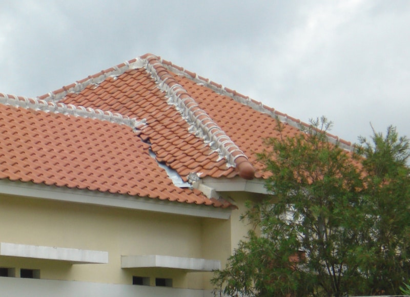 Atap Tidak Menggunakan Lapping Tile